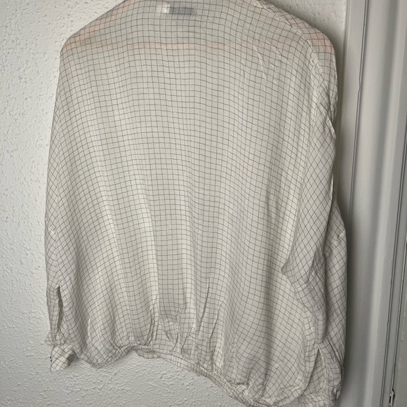 Urban Outfitters / BDG White flowy checkered button up shirt - small - Picture 5 of 7